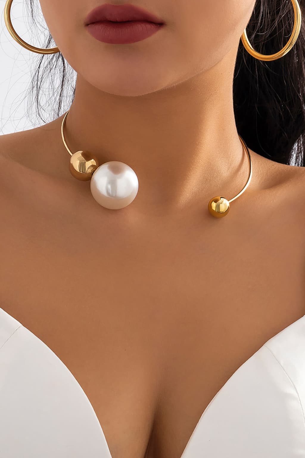 Women's Gold-Toned Open Collar Pearl Necklace
